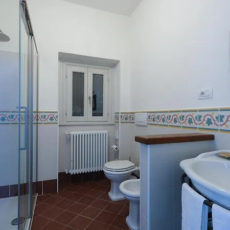 Gina Appartement Varenna