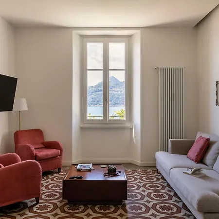 Gina Apartment Varenna